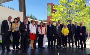 Le Président Antoine et les autres personnalités inaugurant la Maison de la Grande Région 